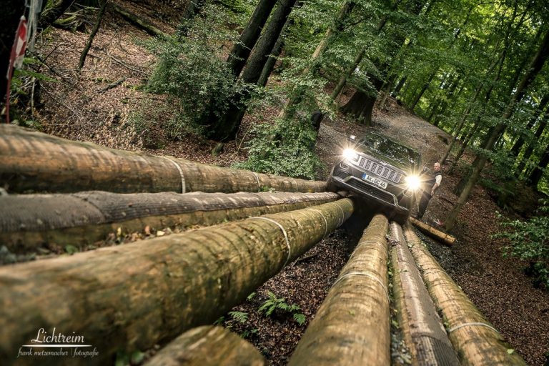 Jeep Offroad Challenge mit dem neuen Grand Cherokee
