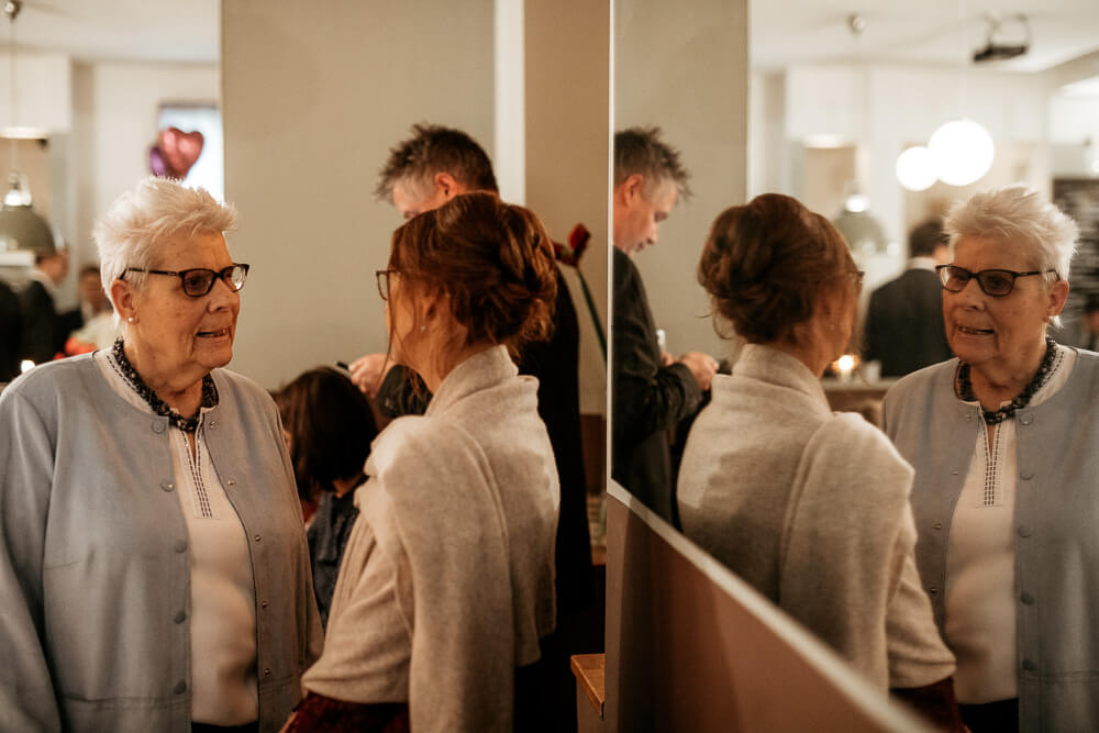 Hochzeitsfotograf Köln Cafe Sehnsucht