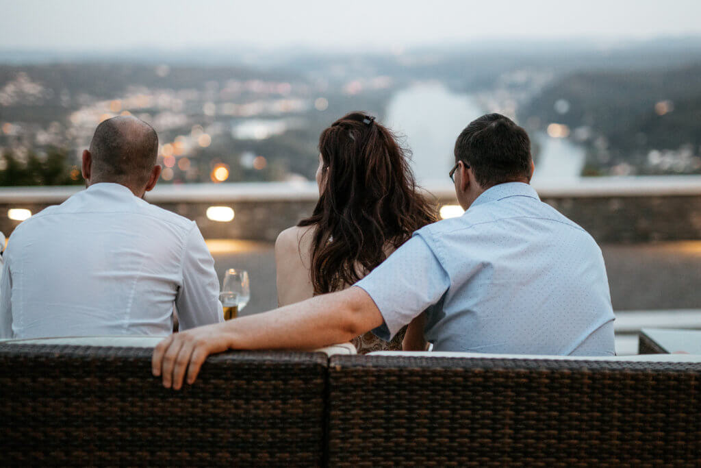 Der Blick aufs Rheintal für den Hochzeitsfotografen